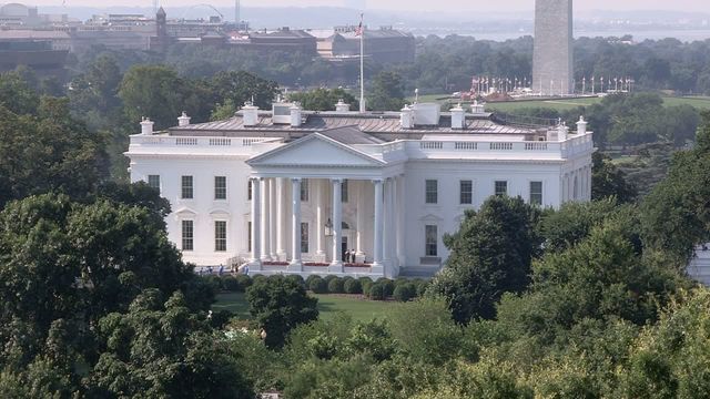 Suspicious package reported at White House, officials say - Story | WTTG