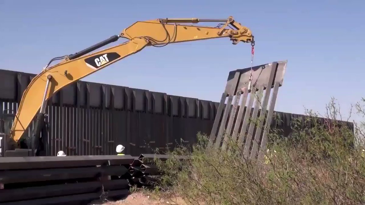 POTUS_Schedule on Twitter: "Lt Gen Todd Semonite of the U.S. Army Corps of Engineers, tells POTUS that by the end of 2020, he expects to have another 277 miles of new border wall completed.… https://t.co/hCeRwChfb2"