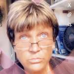 Linda McCollum Profile Picture
