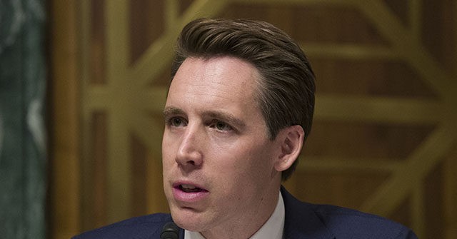 Conservatives Praise Josh Hawley Proposal to Dismiss Impeachment Trial