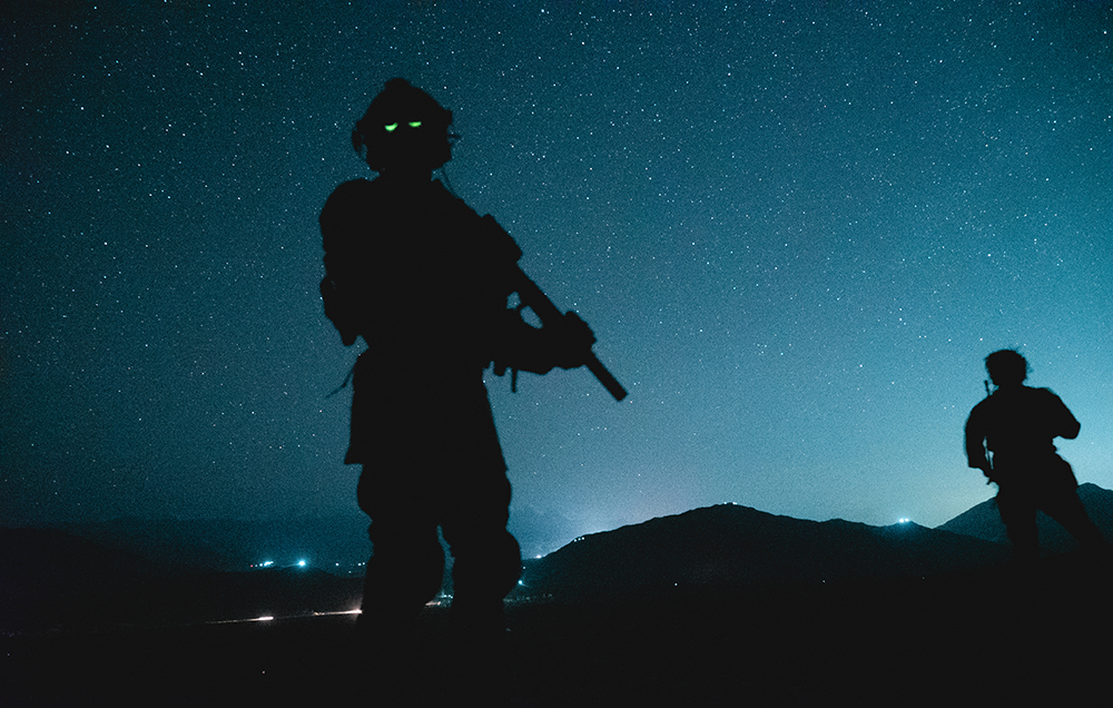 U.S. Army on Twitter: "We own the night!U.S. special operations soldiers conduct combat operations, day or night, in support of Operation Resolute Support in Southeast Afghanistan.Photo by Sgt. Jaerett Engeseth#Ready2Fight… https://t.co/SxyjhPIbTy"