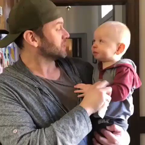 Don Purser auf Twitter: "If this isn't the sweetest thing in the WORLD.Fathers' 11-month-old son, challenged him to a beat-box competition.❤️❤️PURE LOVE!!Always. Choose. LIFE!!… https://t.co/KBiJSbHbHj"