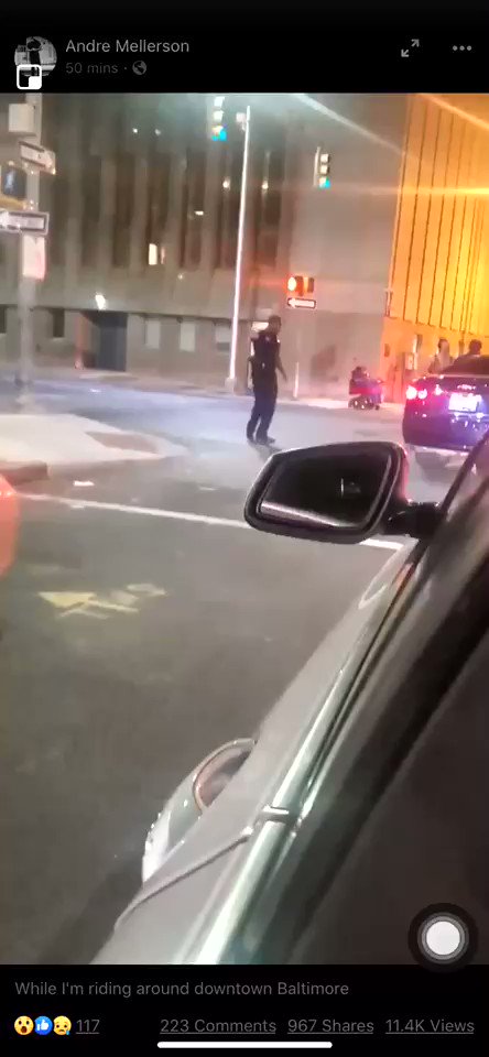 Caleb Hull auf Twitter: "A woman in Baltimore just punched a cop in the face twice.Don’t think she was expecting to get clocked in the head from behind...  https://t.co/XQMCLL3RHe"