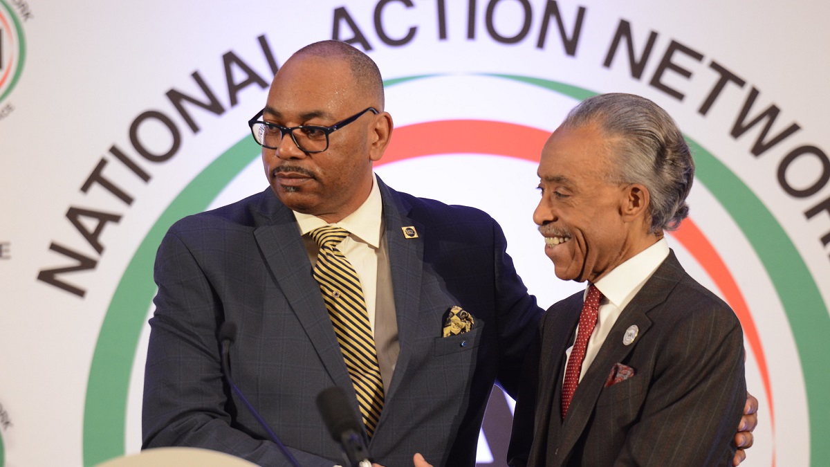 Al Sharpton Caught Using His Own Charity as an ATM - TRENDINGRIGHTWING