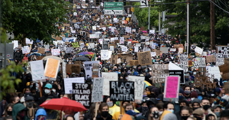 ‘Whites Go to the Back!’: Seattle Black Lives Matter Forces All Whites to Back Of Protest March – NewsWars