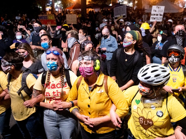‘Wall of Moms’ Stand Between Portland Protesters and Federal Officers: ‘Moms Are Here, Feds Stay Clear!’ – True Pundit