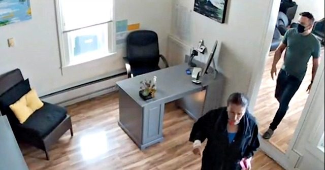 Salon Owner: Pelosi Made the Appointment, if She Can Come in, 'Why Are We Shut Down?'