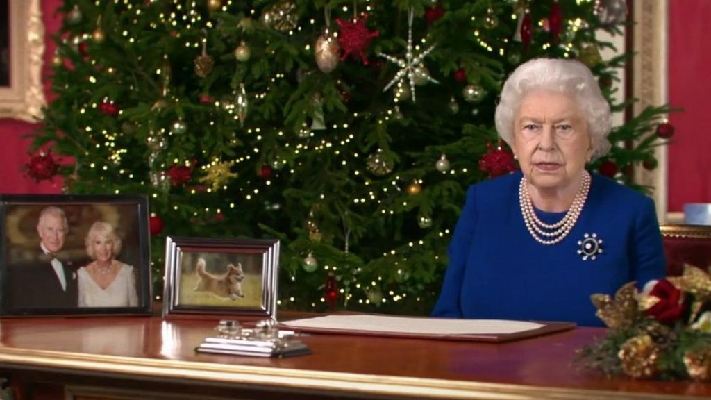Deepfake queen to deliver Channel 4 Christmas message - BBC News