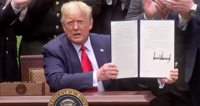 BREAKING: President Trump Just Signed An Executive Order, This Is The BIG ONE