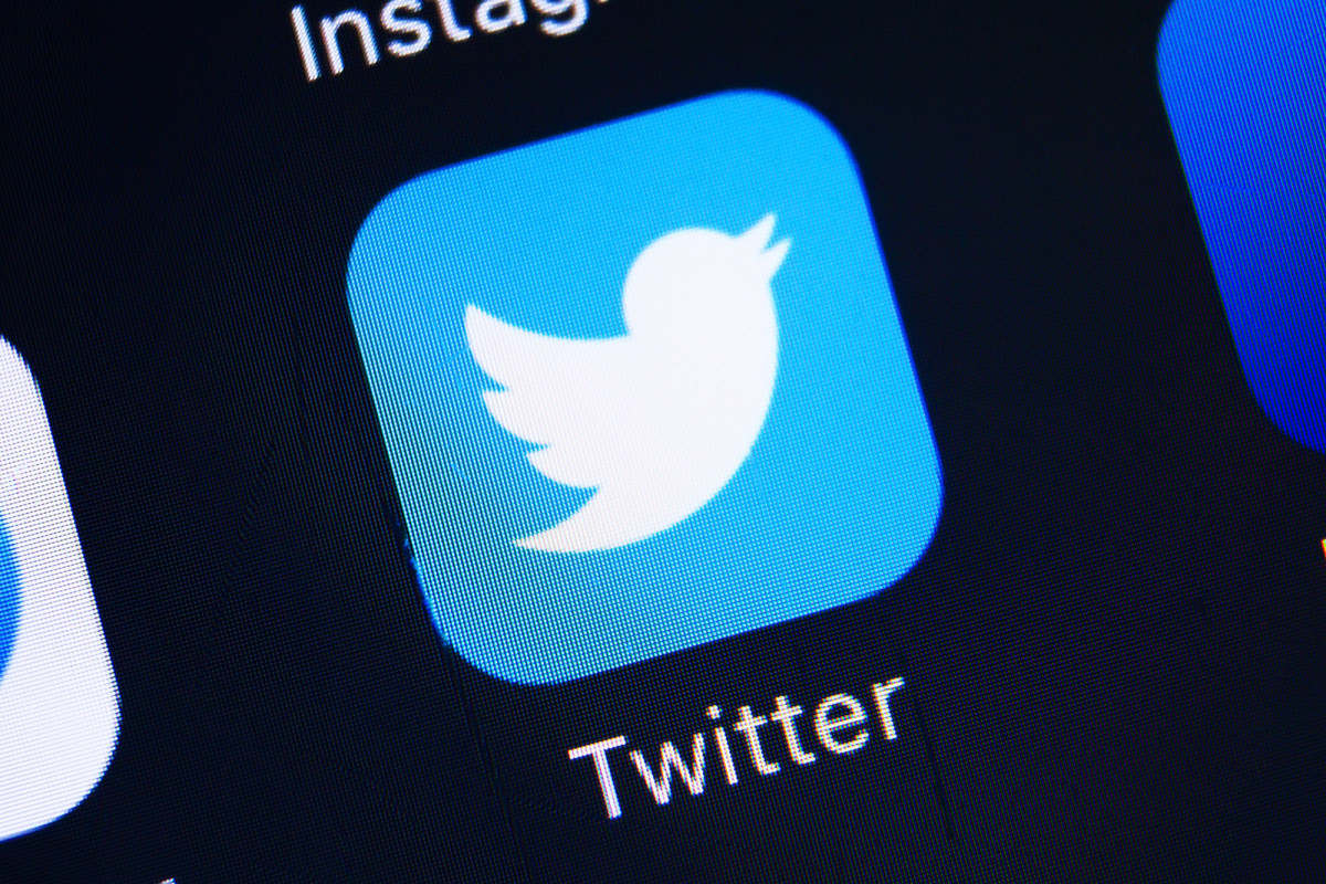 Twitter sued for allegedly refusing to remove child porn