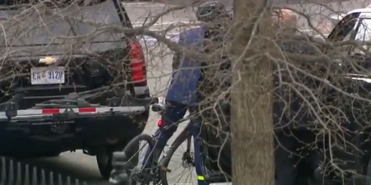 Pete Buttigieg caught unloading bike from SUV before riding to Cabinet meeting in apparent botched environmentalist photo-op - TheBlaze