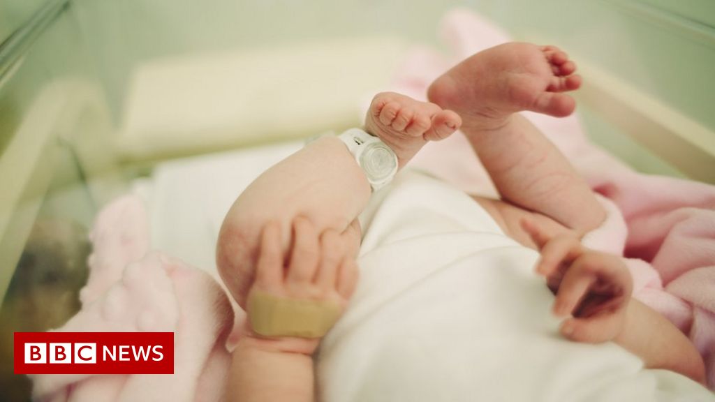 Investigation into spike in newborn baby deaths in Scotland - BBC News