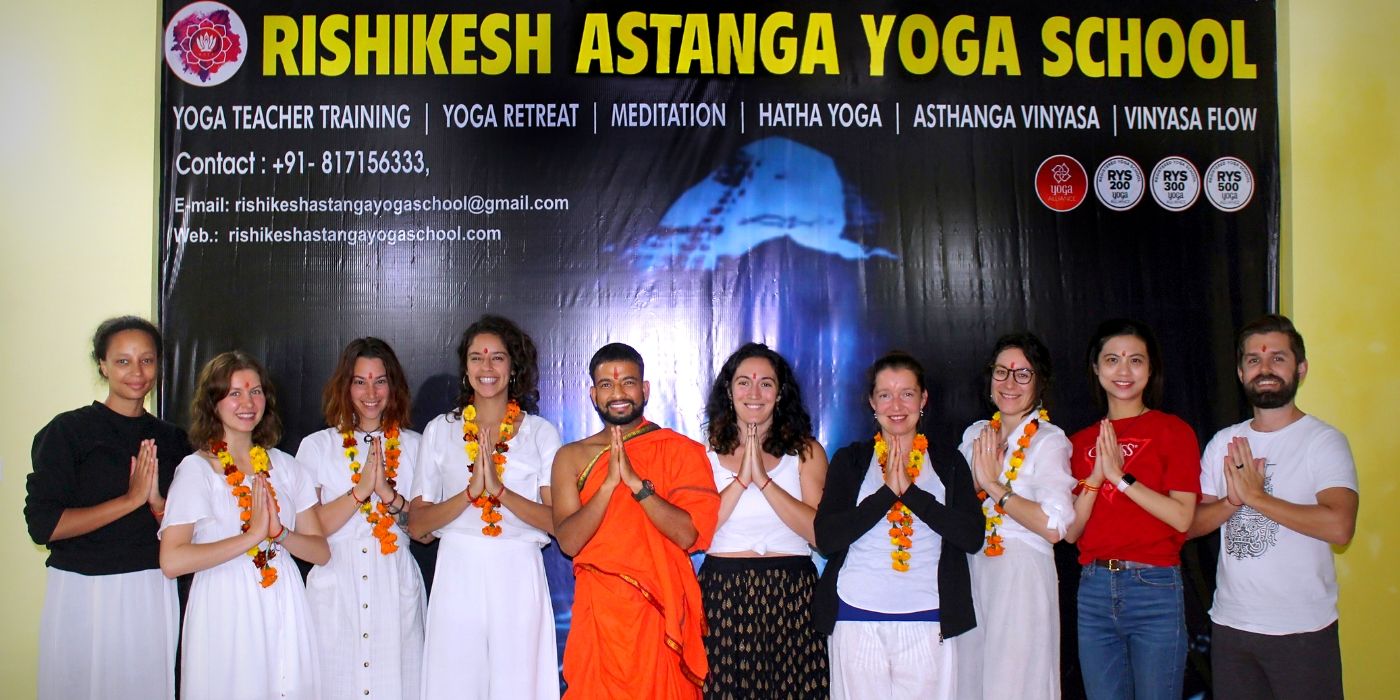 200 Hours Yoga Teacher Training Course (Yoga TTC) in Rishikesh, India