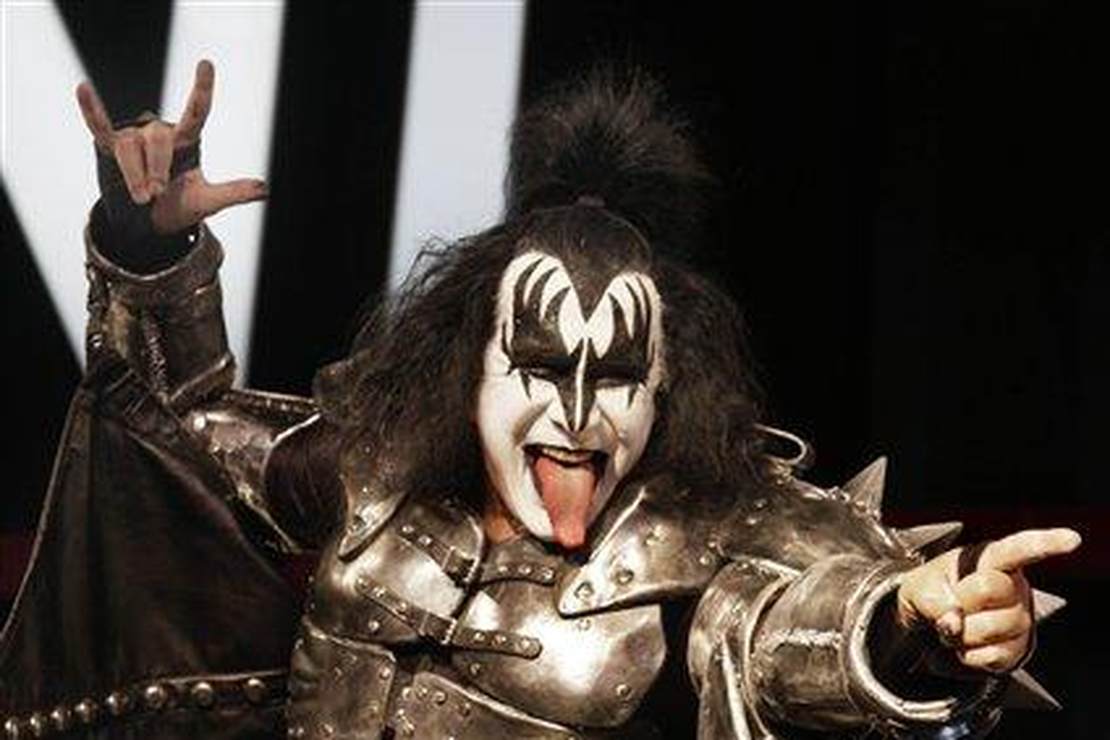 Has-been Rockstar Gene Simmons: 'Shut Up, Be Respectful, Get Vaxxed' – PJ Media