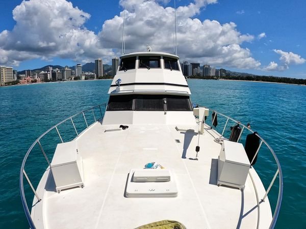 Charter Boat Hiring for Cruising in Hawaii | Pearltrees