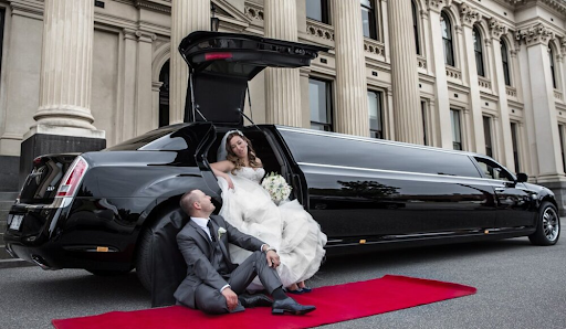 How Does a Wedding Limo Elevate The Joyness in Your...