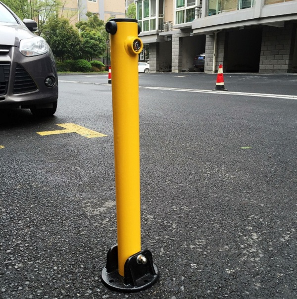 Reasons that Make Removable Bollards the Perfect Parking Solution - Park Master