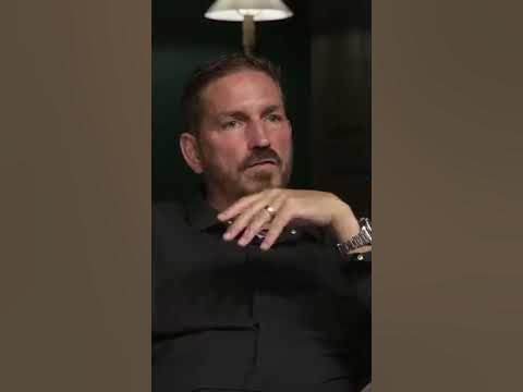 Jim Caviezel Vision of Jesus Testimony While Filming Passion of Christ - YouTube