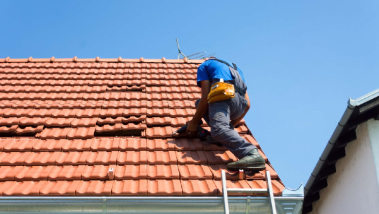 When the Sky Falls: Navigating Roof Fall Accidents with Expert Roofing Attorneys