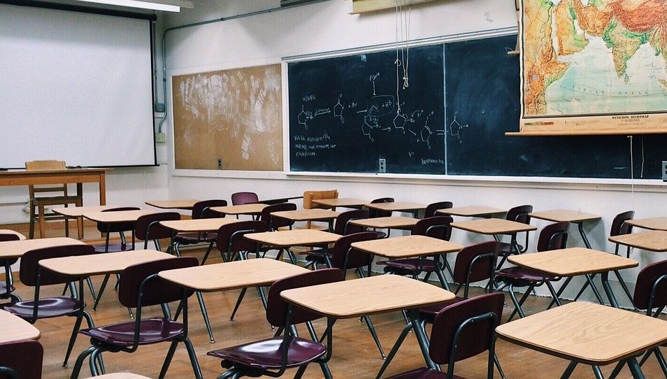 Student suspended for using term ‘illegal alien’ in English class, even though the term is legally accurate and protected by the First Amendment - Liberty Unyielding