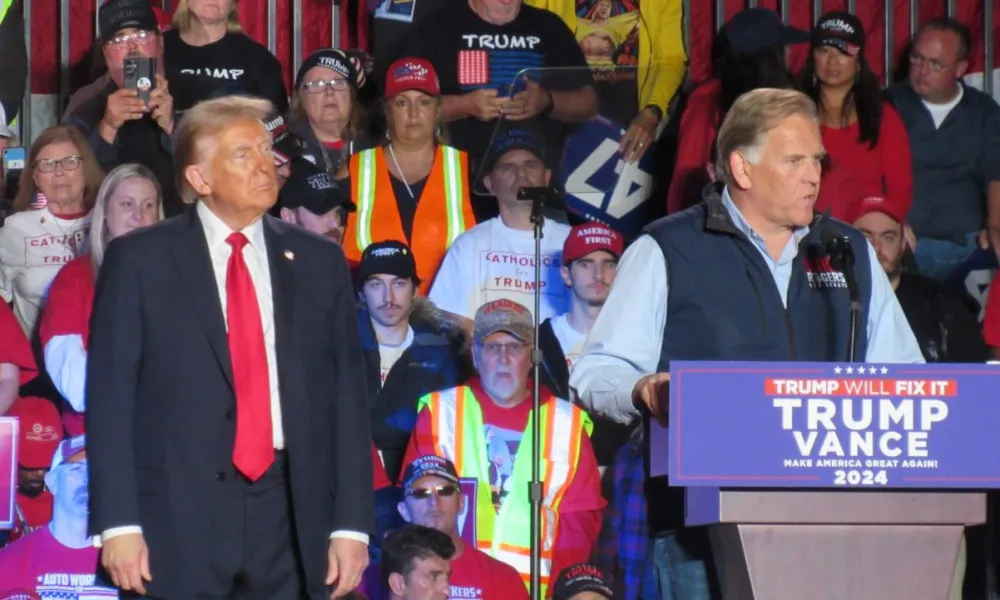 Trump Breaks His Silence on Mike Rogers Leading the FBI – Vigilant News Network